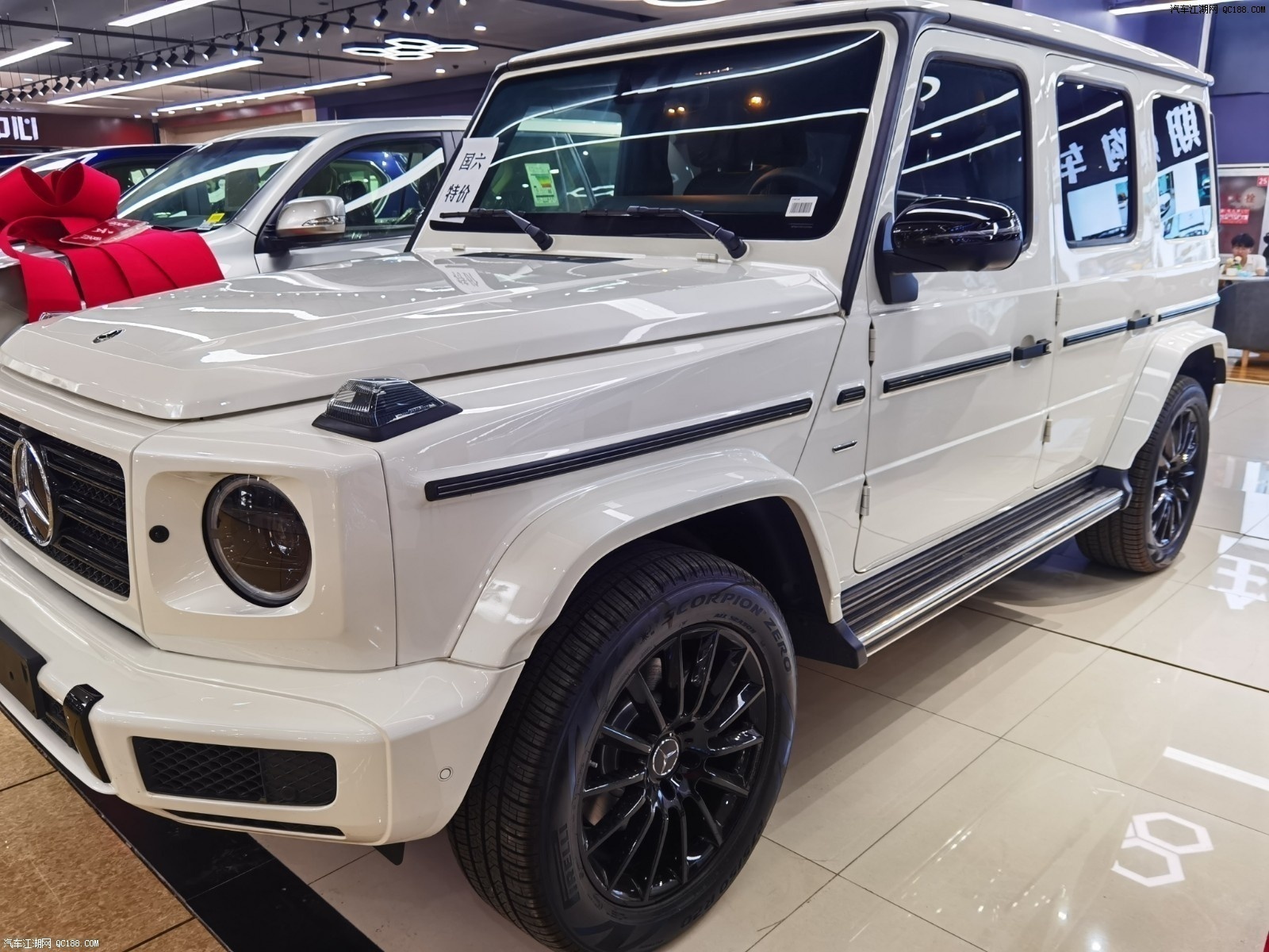 奔驰G级豪华SUV G400最新报价与市场洞察