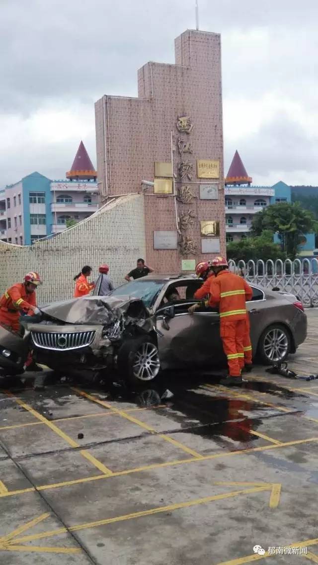 云浮车祸事件深度解析，2017年的影响与启示